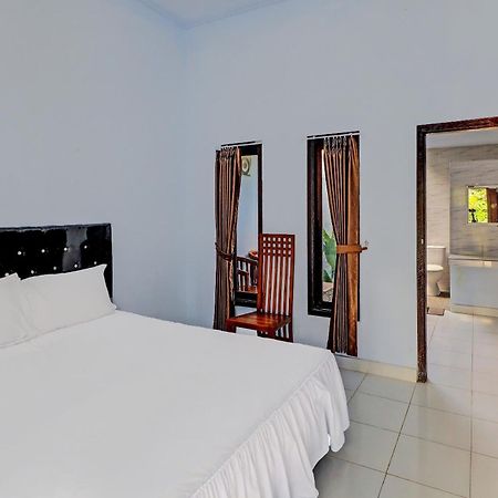 Oyo 92401 Hotel Mustika Negara  Экстерьер фото