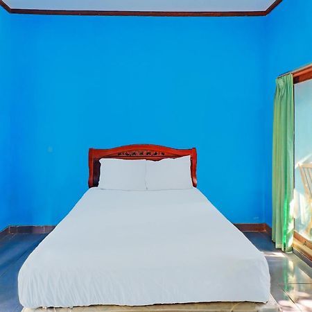 Oyo 92401 Hotel Mustika Negara  Экстерьер фото