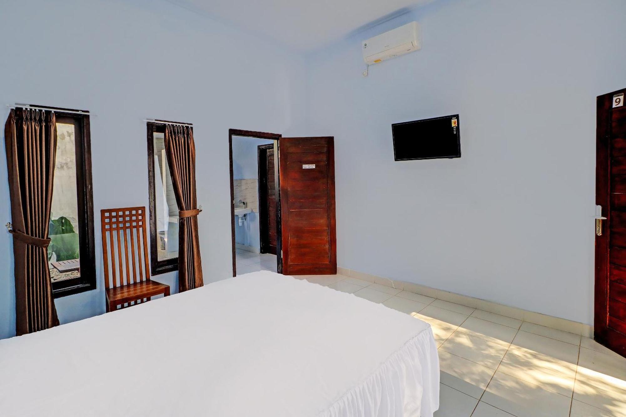 Oyo 92401 Hotel Mustika Negara  Экстерьер фото