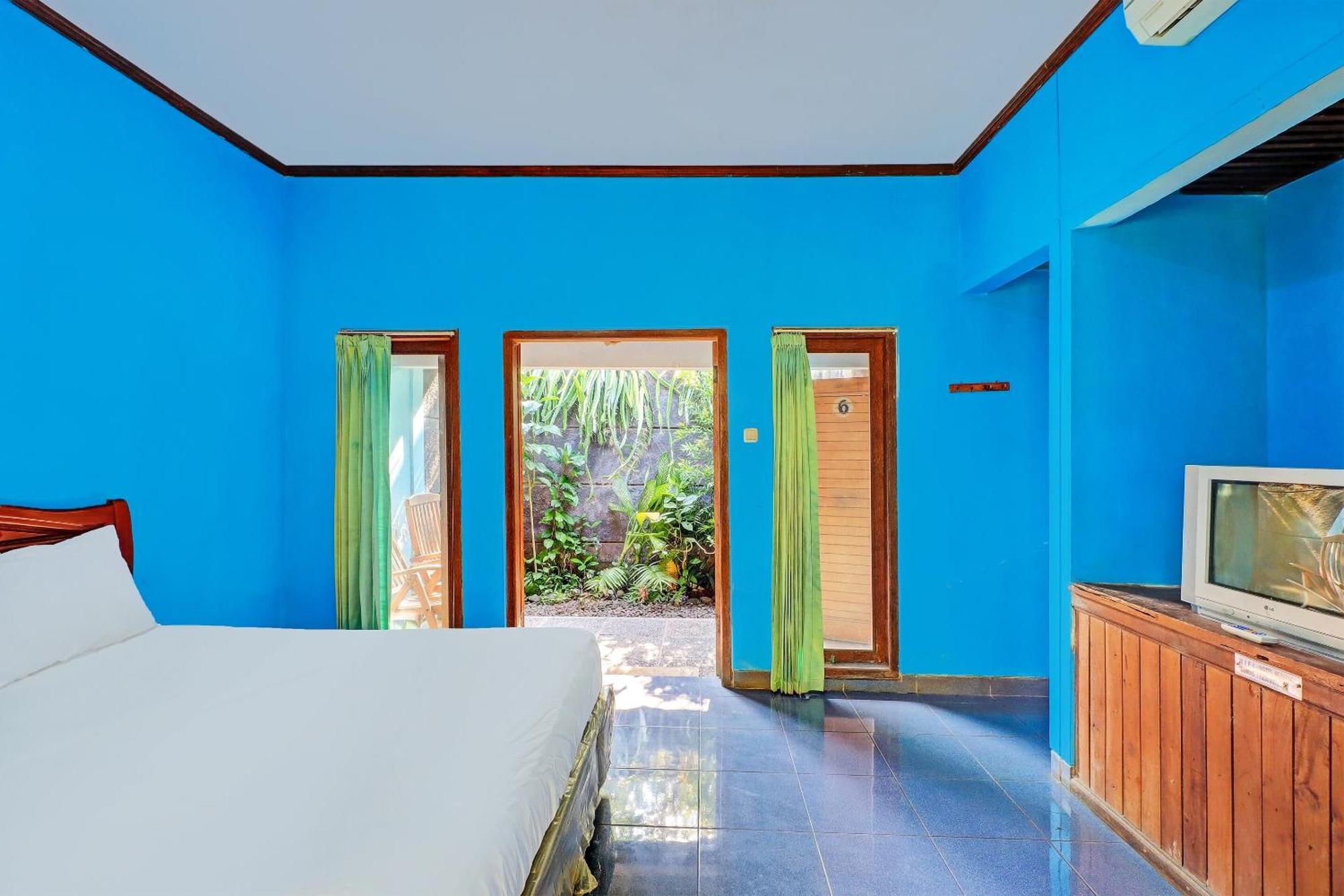 Oyo 92401 Hotel Mustika Negara  Экстерьер фото